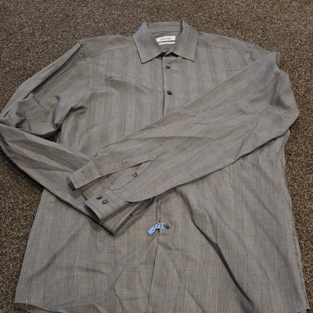 Calvin Klein Men's Dress Shirt Slim Fit 15-15.5 34/35